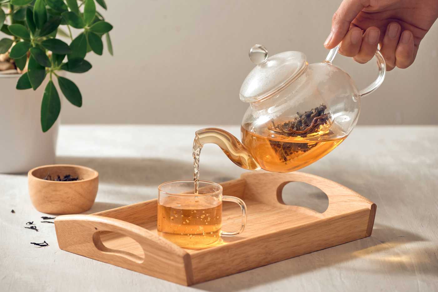 How To Use A Teapot With Tea Bags